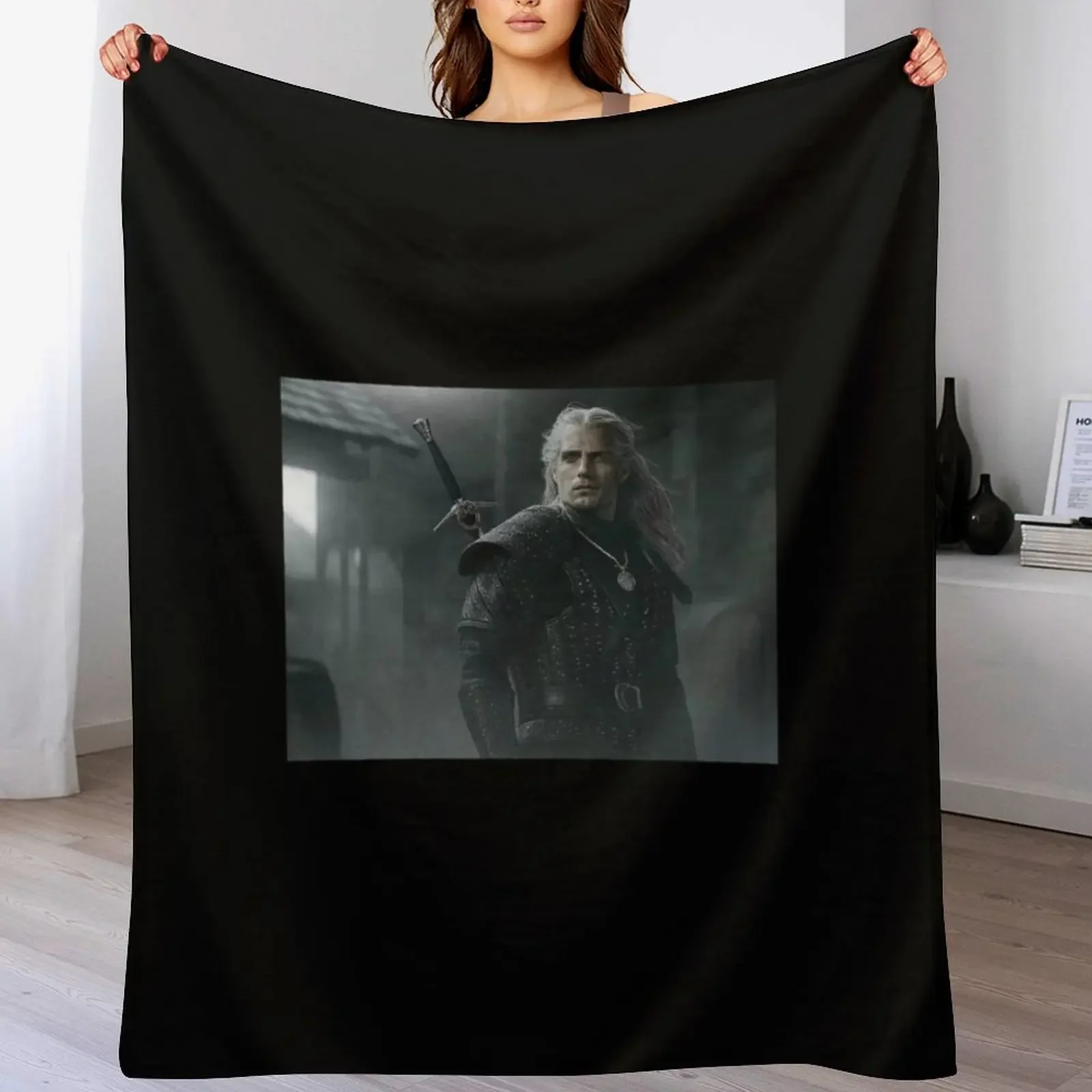 

Henry Cavill Classic T-Shirt Mask Throw Blanket Nap bed plaid Beautifuls Soft Blankets
