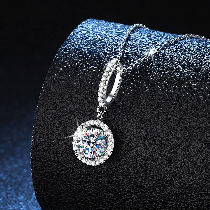 Imagem -06 - Sterling Silver Round Pendant Necklace para Mulheres Moissanite Diamond Jóias Clássicas de Casamento Luxo Certificado Butterflyiss-s925