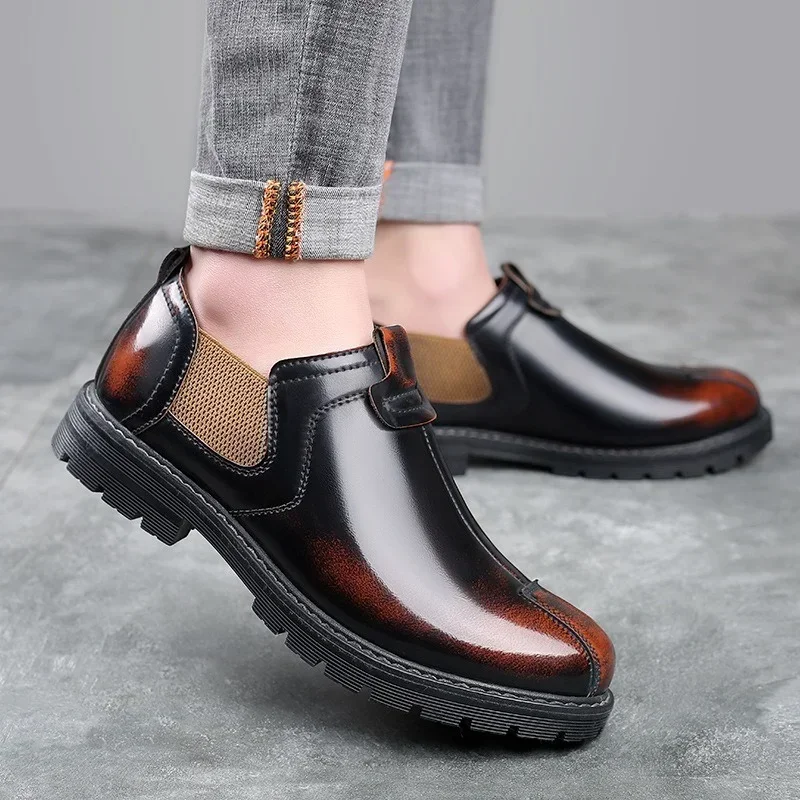 Men's Casual Shoes British Tooling Trendy Shoes Mens Chelsea Single Boots Slip-on Round Toe Retro Men Shoes Men Fashion Sneakers