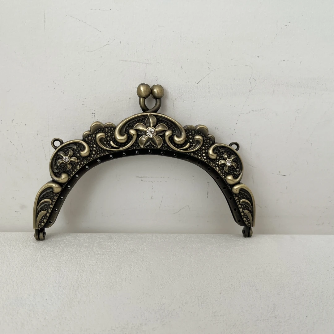 

13 см рамка для сумки, аксессуары, металлическая коробка, рамка, кошелек, клатч с петлями, ручная работа, декоративный зажим со стразами, очаровательный цветок