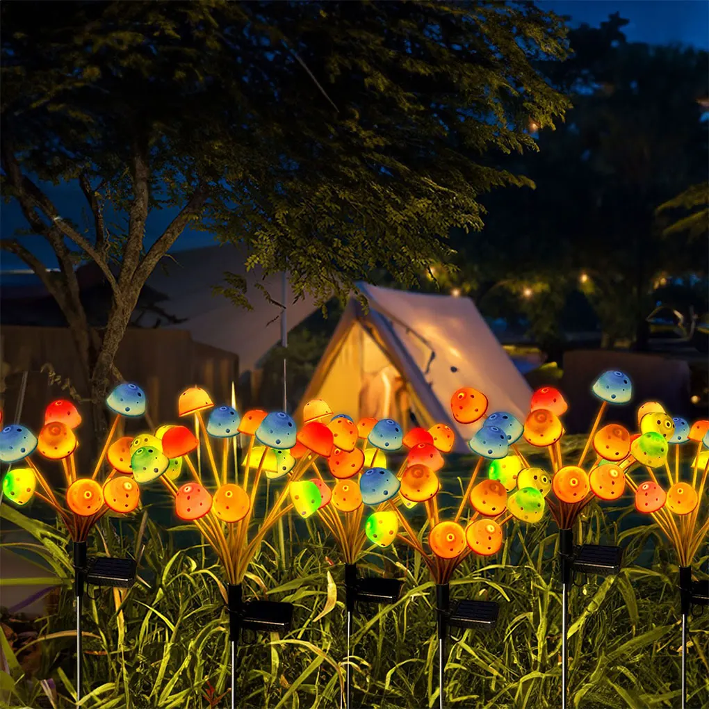 長持ちして耐久性のあるソーラーガーデンライト美しい家の外観賞賛を受けられる準備ができてください