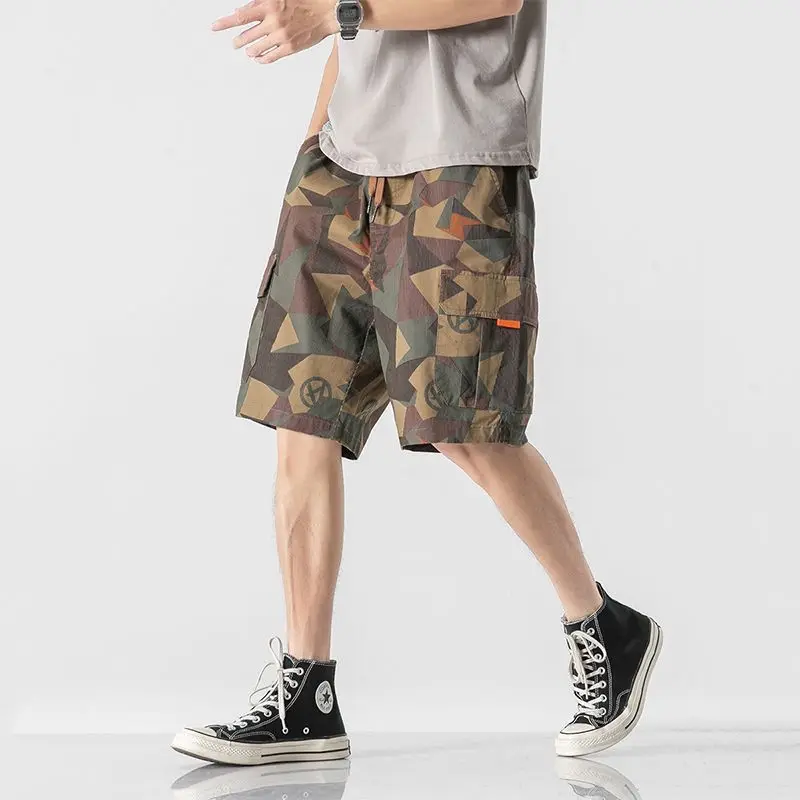 

Men's New Style Spliced elastic Waist Pocket Loose Camouflage Workout Five-point Versatile Casual Shorts