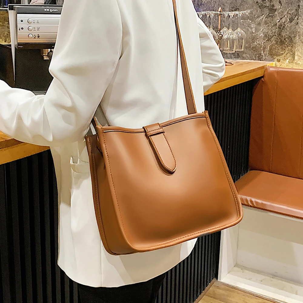 Fashion One Shoulder Bags For Women PU Leather Large Capacity Simple Versatile Female Solid Spring Bucket Handbag 2023 New