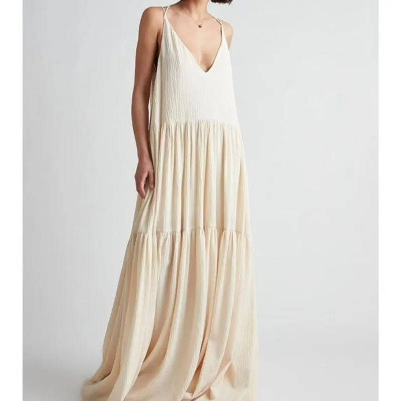 

Sexy Sleeveless Suspender Long Dresses For Women Fashionable Summer Solid Loose Pleated Backless Beach Vacation Dresses Female