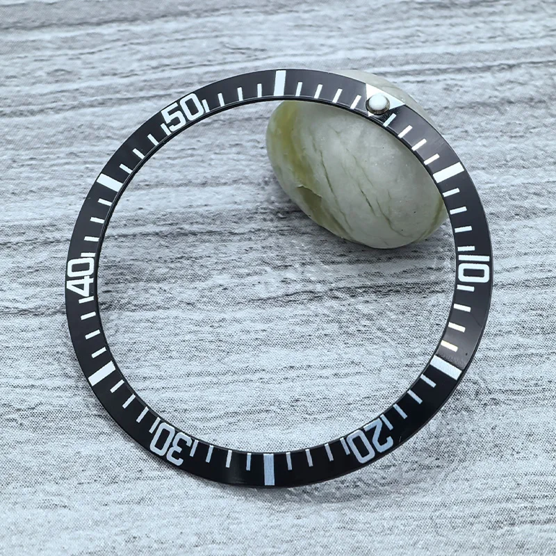 Mod 36,5 mm x 30,6 mm gebogener Retro-Uhrenlünetteneinsatz aus Aluminium, passend für Vintage Submariner für NH35-Uhrenzubehör, Gehäusering