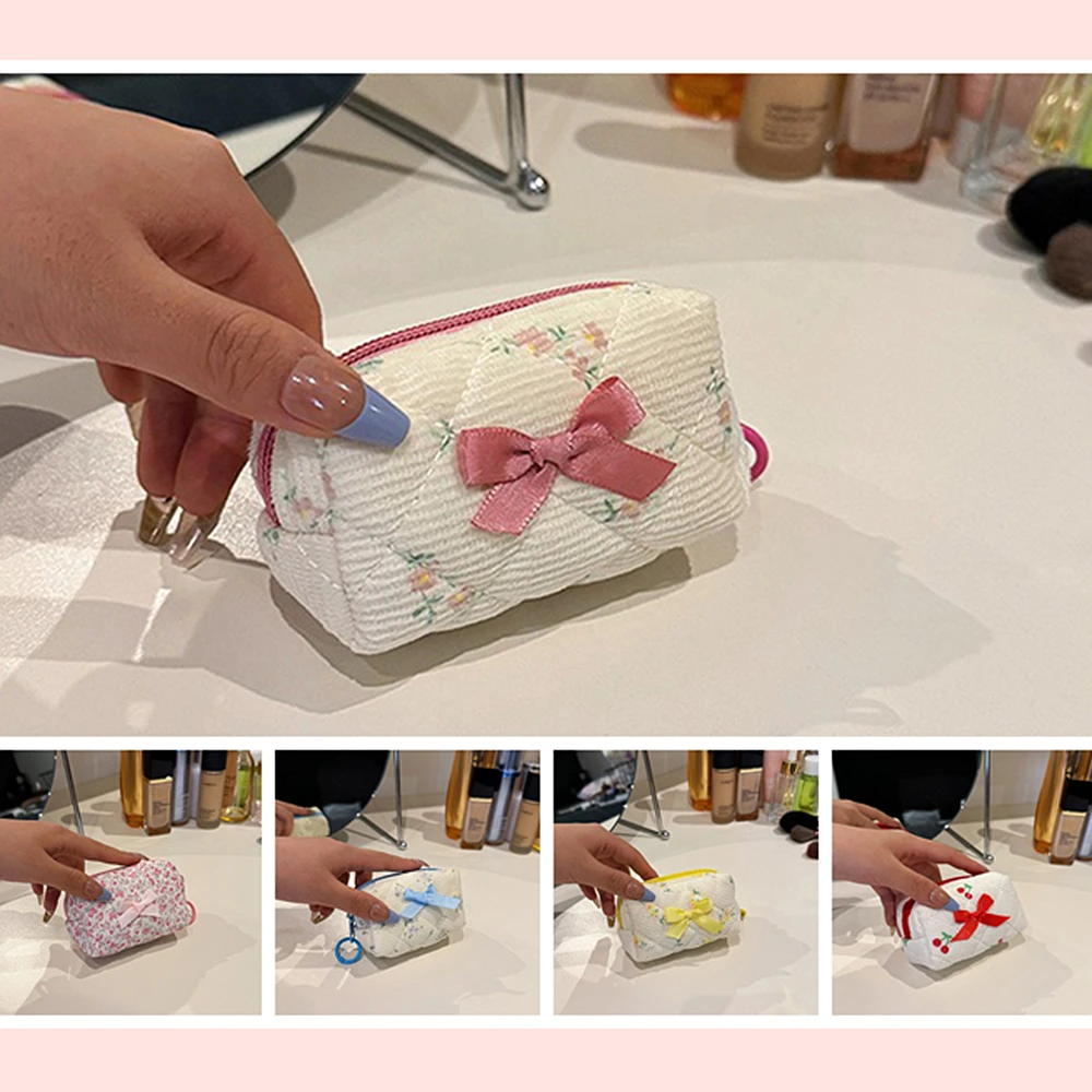 Ins Fashion Sweet Floral Wallet Portable Mini Makeup Handbags Cute Pendant Keychain Lipstick Cable Earphone Storage Bag