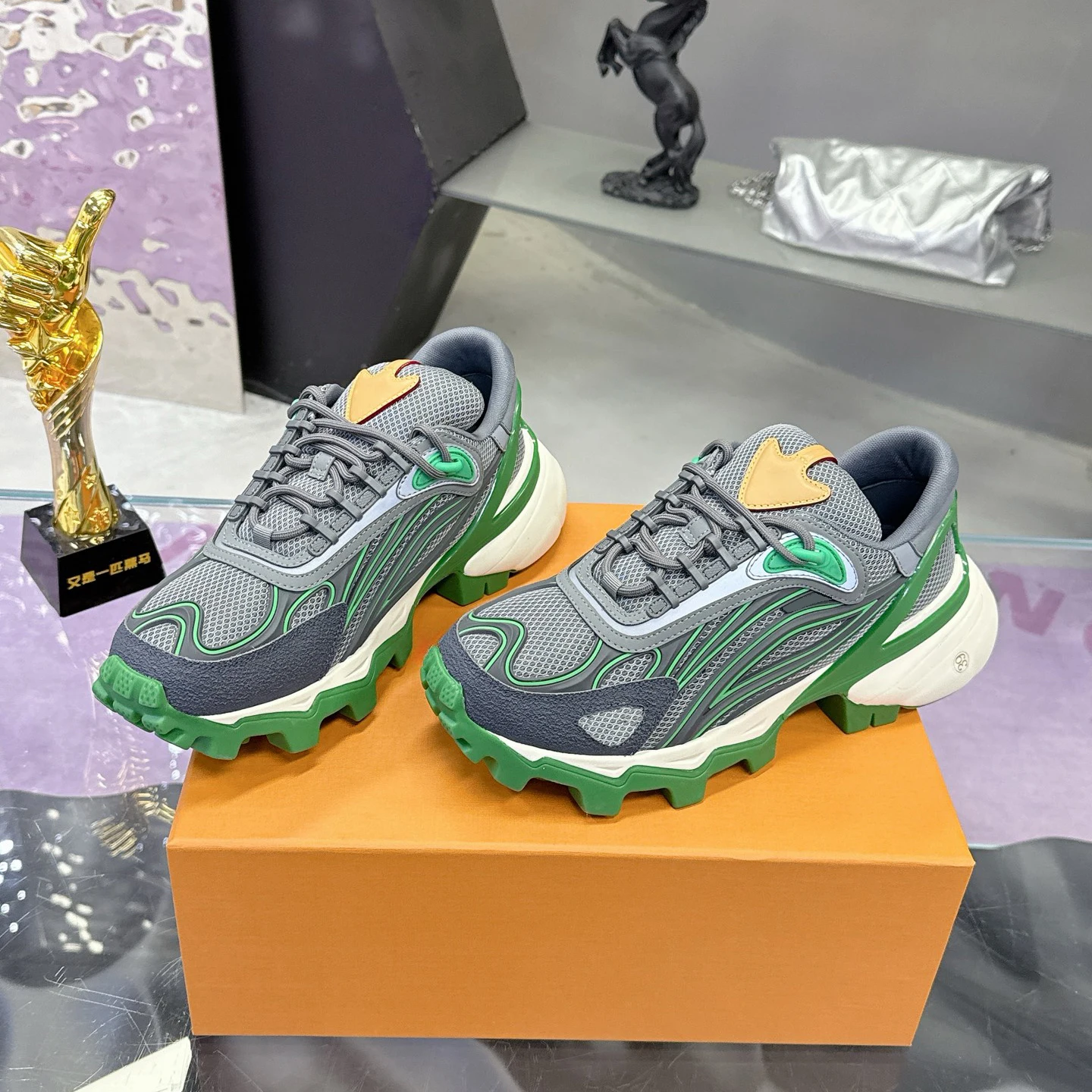 

Новые мужские кроссовки на массивной подошве, сетчатые кроссовки в стиле «dad shoes», повседневные кроссовки на толстой подошве, нескользящие кроссовки для бега, увеличение роста на 4 см