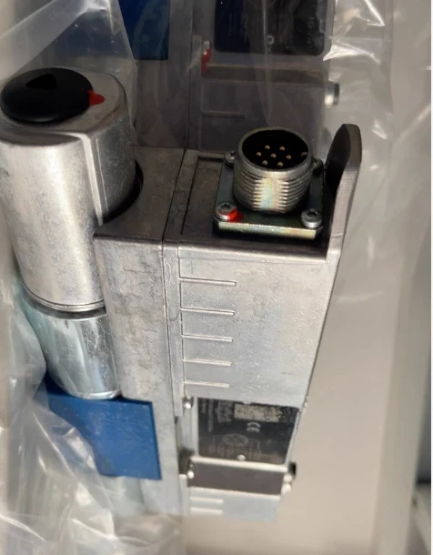 

Direct-acting proportional directional valve 4WREE6V32-3X/V/24F1