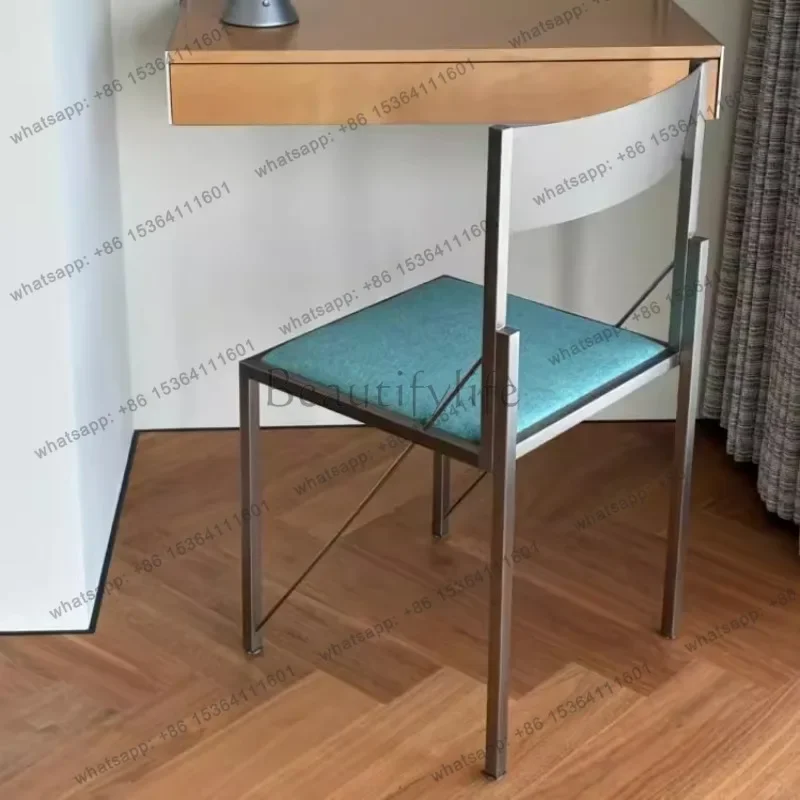 Yj7 Lounge Clear Di…