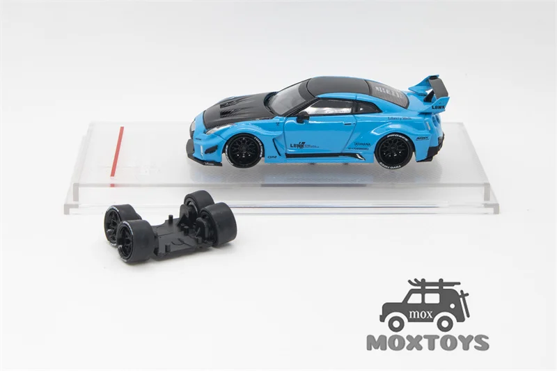 CM MODEL 1:64 LBWK GT35RR Blue Diecast Model Car