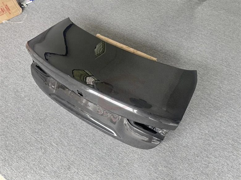 

Лидер продаж OEM стиль сухая крышка багажника автомобиля из углеродного волокна для BMW M4 G82 G83
