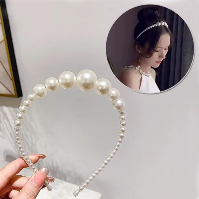 Perlen-Haarreifen, handgefertigt, geflochten, süßes Haarband, elegantes, dekoratives Haaraccessoire für Damen und Mädchen, Geschenk zum Valentinstag. – Detail 1