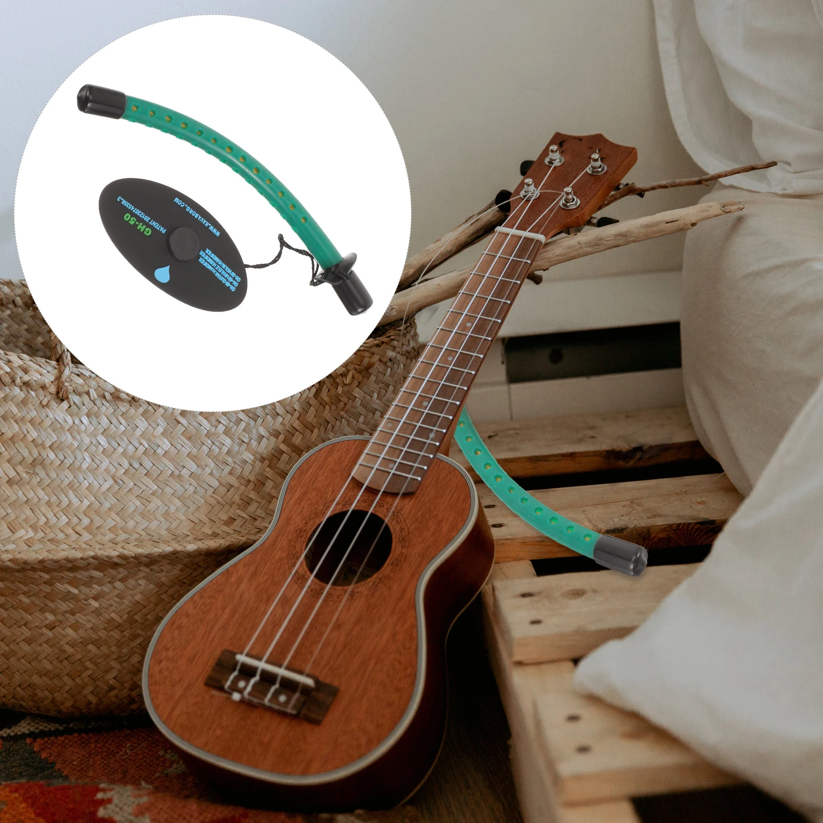 

Ukulele Humidifier Essential Accessory Serious Musicians Tone Resonance Enhancement Portable Lightweight Guitar Case Humidifier