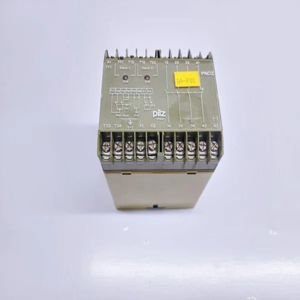 

2026 17652 Safety Relay Brand New Original Spot Plc