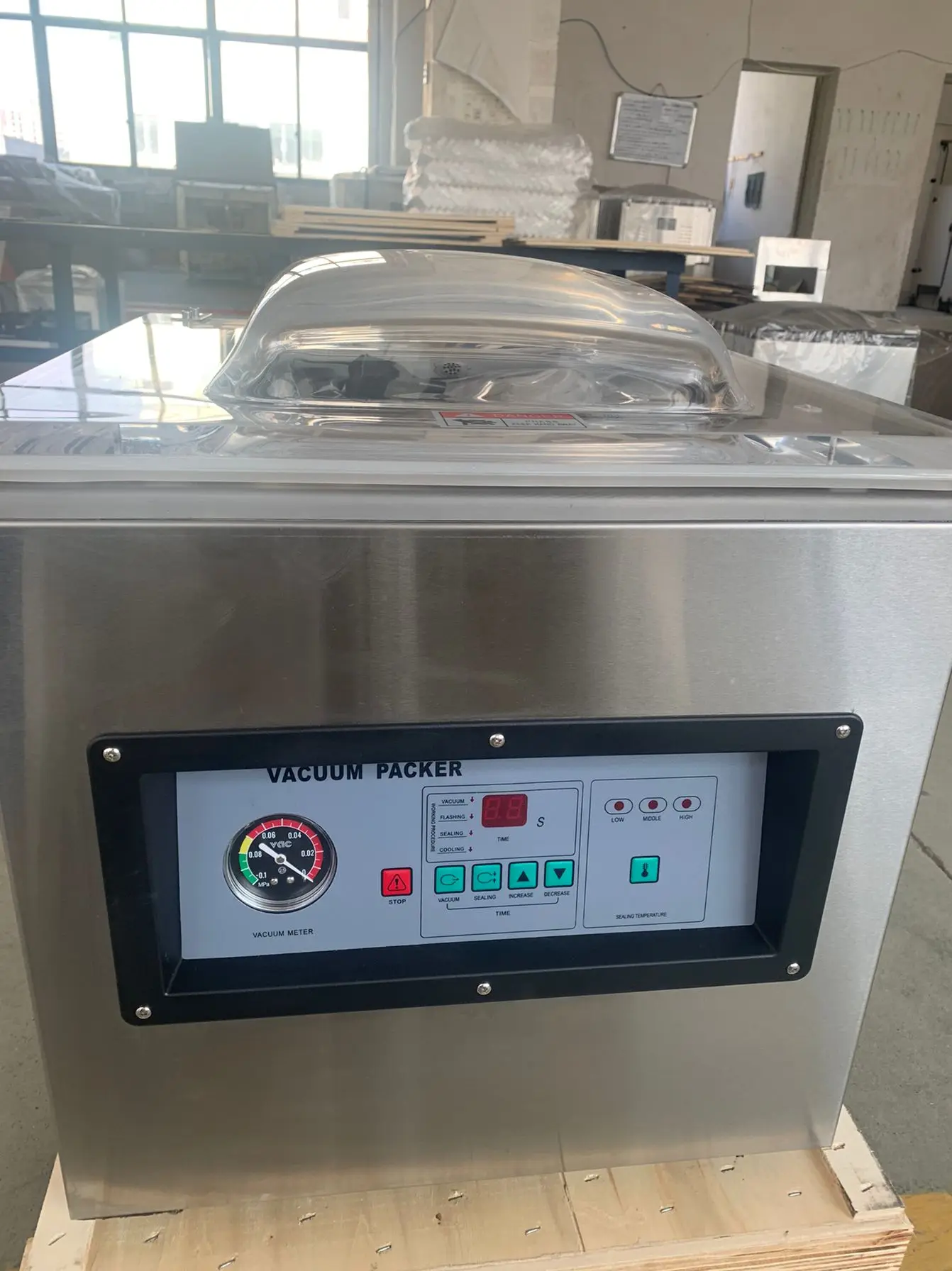 Nieuwe industriële roestvrijstalen vacuümsluitmachine voor het verpakken van voedsel en niet-voedselproducten voor restaurants, catering