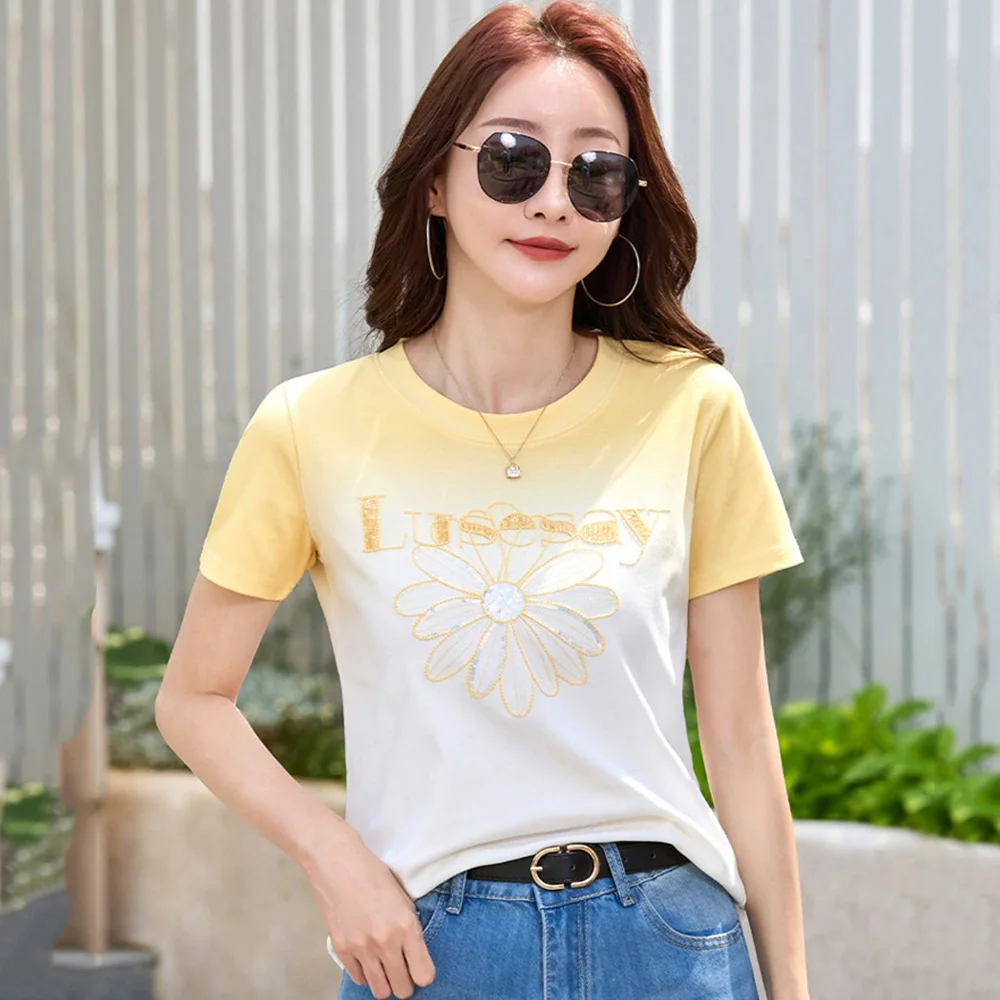 New Women Embroidered T-shirt with Sequins Summer Fashion O-Neck Short Sleeve Loose T-shirt Casual Daily Beautiful T-shirt