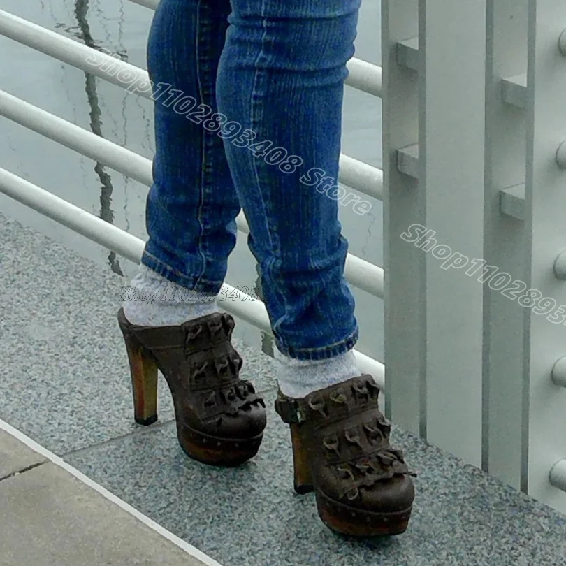 

Brown Personality Slip on Slippers Platform Solid British Style Women New Fashion Casual Party Sandals 2026 Zapatos Para Mujere