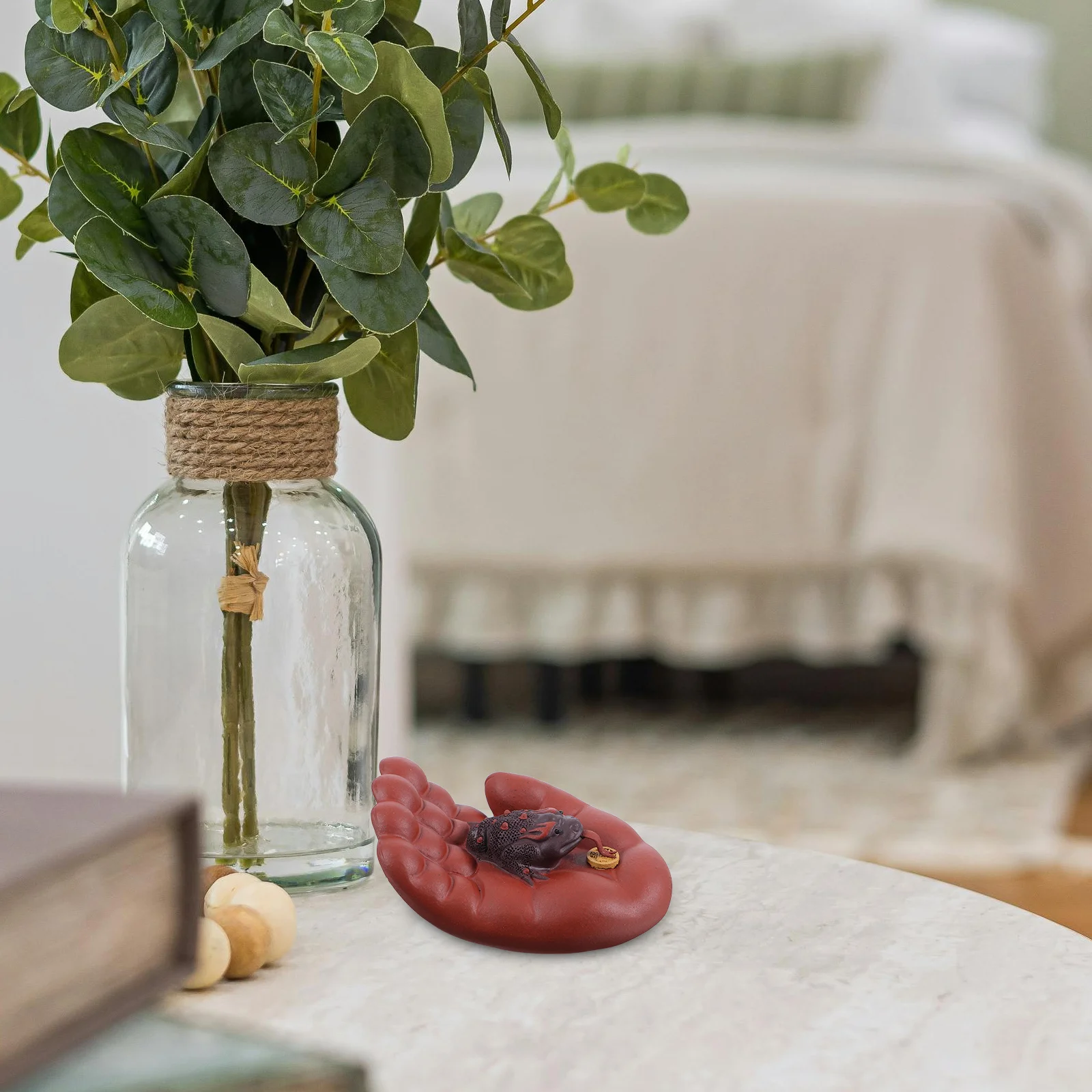 

Purple Clay Three-Legged Toad Tea Pet Holding Treasure Wealth Symbol Chinese Feng Shui Decoration for Tea Ceremony Home Office