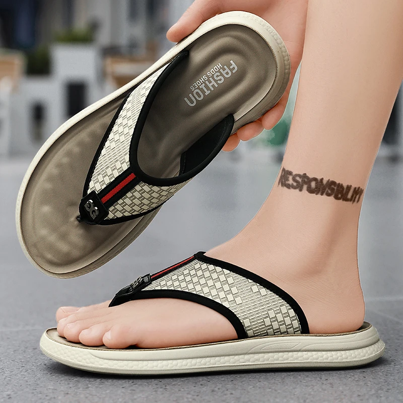 Men's flip flops summer outdoor casual waterproof soft soled beach shoes fashion anti slip breathable slippers walking Sandals