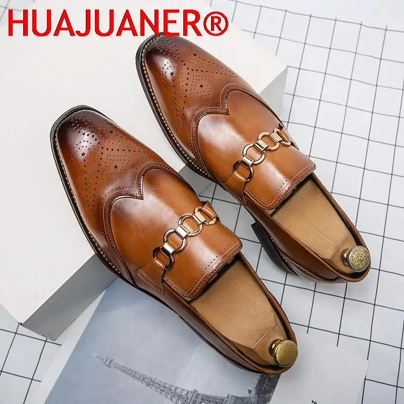 New Arrival Men Oxfords Shoes Vintage Style Formal Shoes Patent Leather Male Brogue Shoes Business Dress Black Brown Mocasines