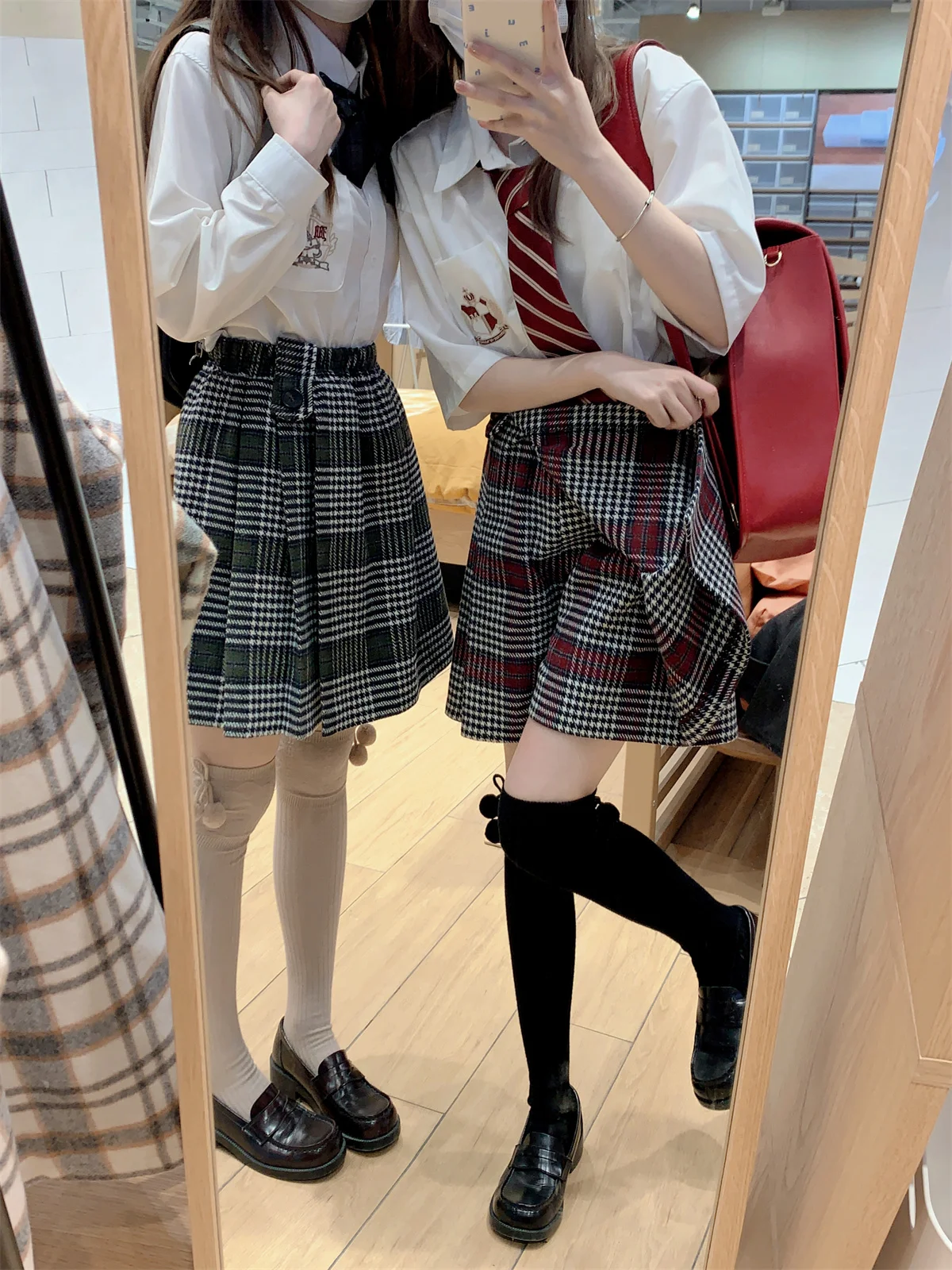 Original Mysterious Rabbit Girl JK Korean Style Thickened Double-sided Woolen Gray Red Stripes Half Skirt Pants College Style