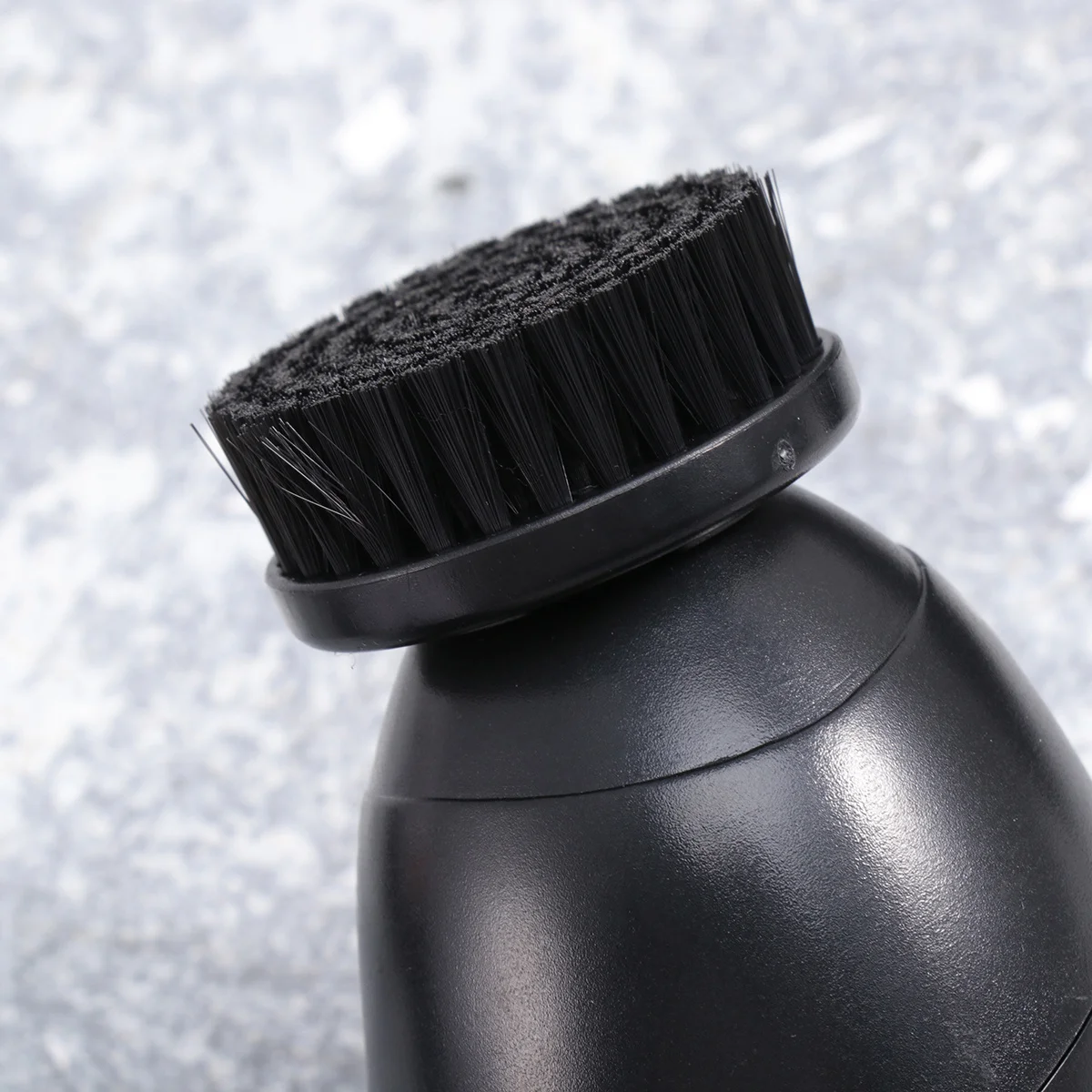 

Handheld Electric Shoes Scrubber 4 Brush Heads Shoe Polish Kit Premium Net Cotton for Travel Portable Shoes