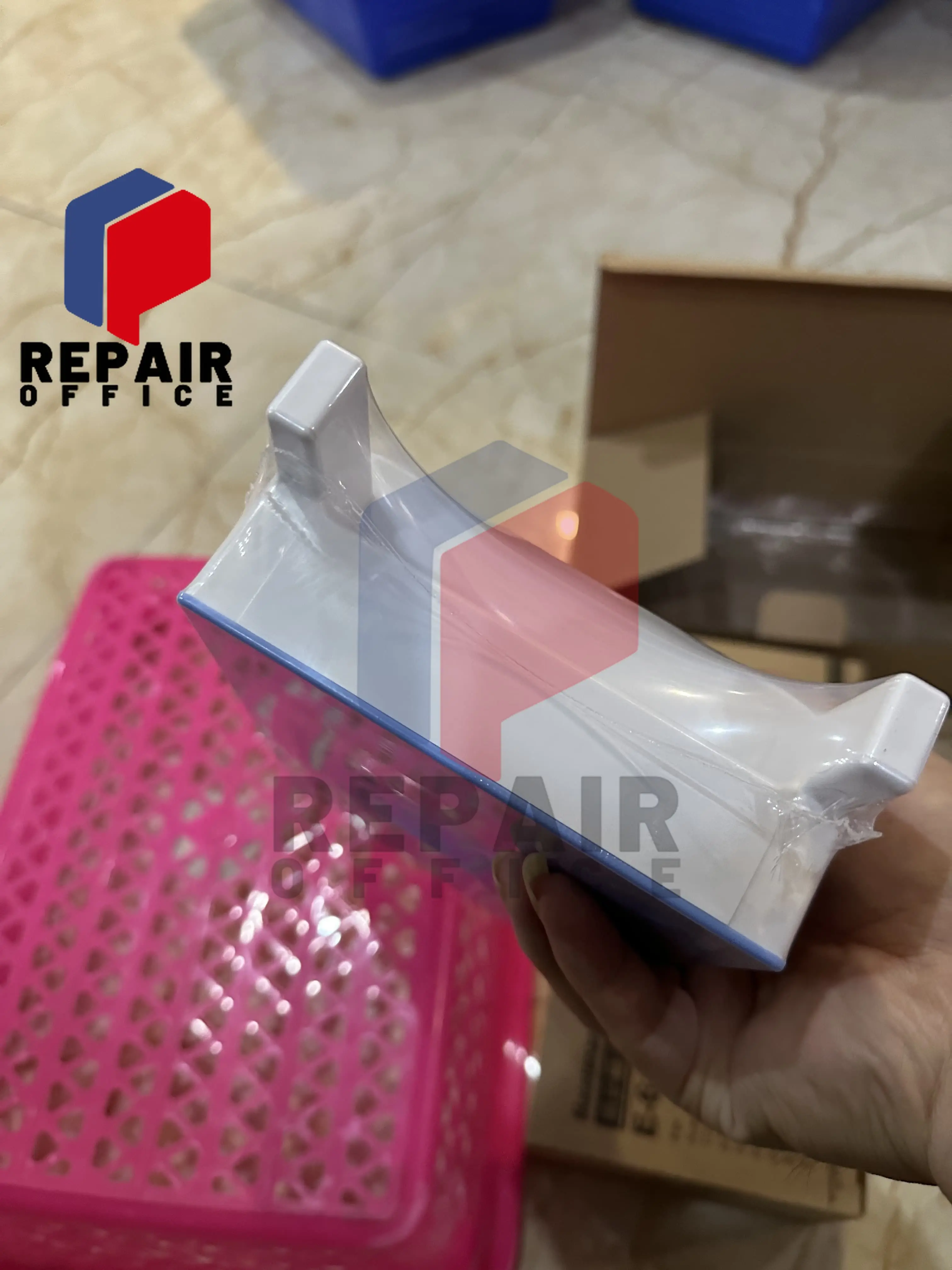T6193 Maintenance Tank support for Epson Surecolor T3000 T5000 T7000 T3200 T5200 T7200 T3070 T5070 T7070 Waste Ink Box chip Rese