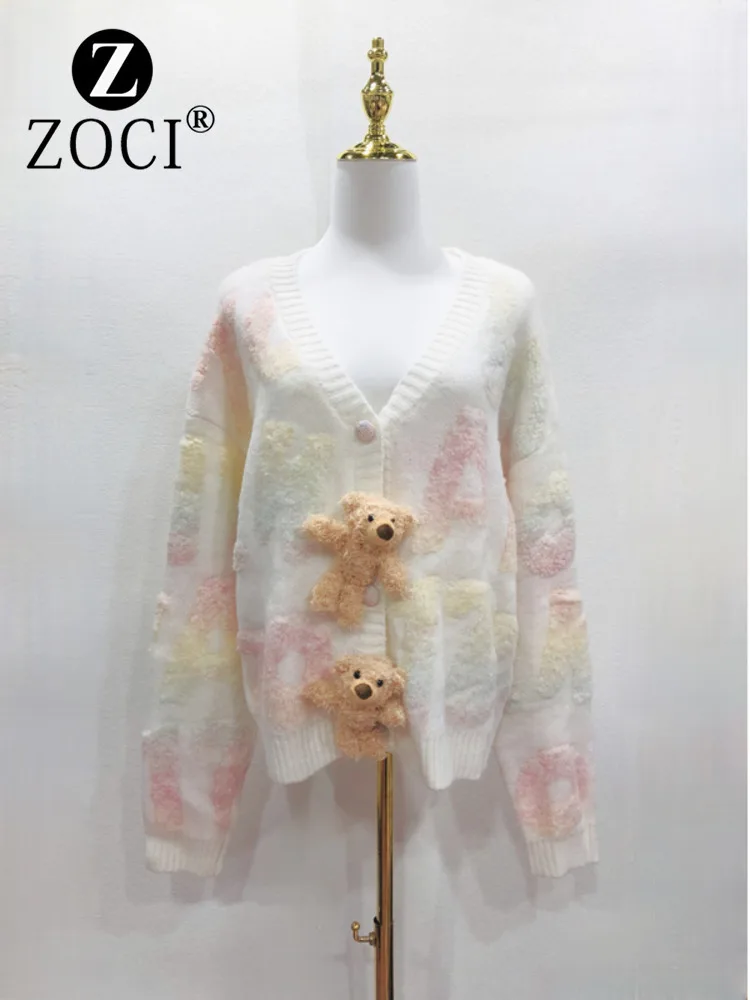 [ZOCI] winter new color letter jacquard three-dimensional teddy bear doll, small short, knitted cardigan sweater jacket