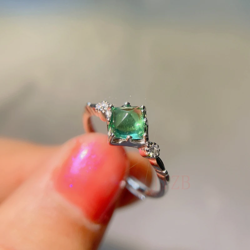 

S925 Sterling silver set exquisite small emerald ring Sugar tower emerald ring opening for girlfriend's birthday present