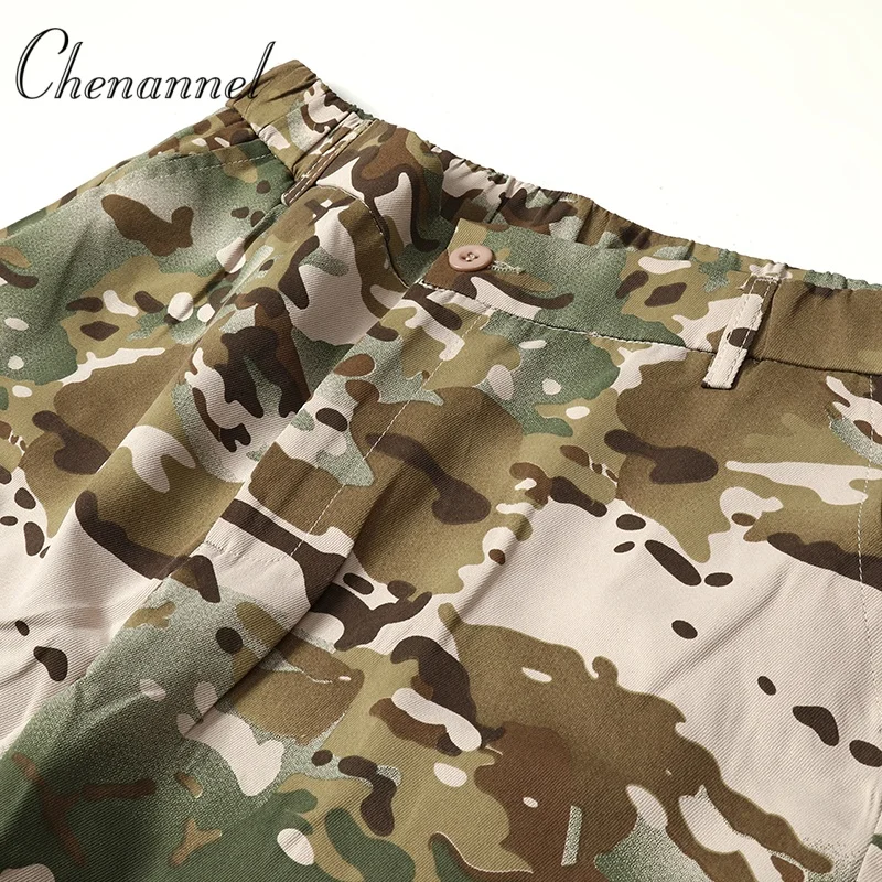 กางเกงคาร์โก้ลายพรางผู้ชาย กางเกงหลายกระเป๋า สไตล์ยุทธวิธี ทันสมัย ใช้งานได้หลากหลาย