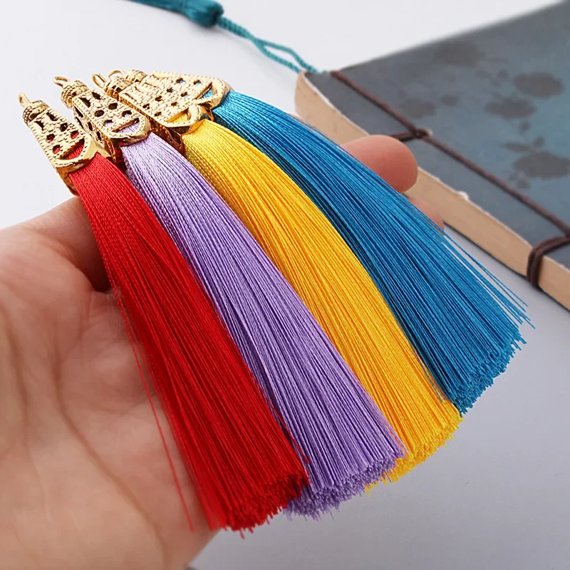 10pcs/lot 9.2cm Long Silk Polyester Tassels Fringe Small Pendant Tassel for Earrings Necklace Bag DIY Jewelry Making Accessories