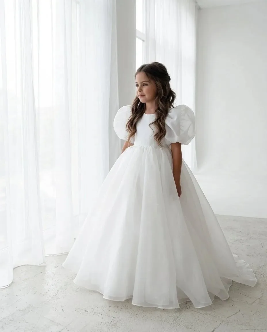 Maßgeschneidertes Mädchenkleid für Hochzeiten, Blumenmädchenkleid, einfaches Rundhalskleid mit Schleife und Schleppe, langes Prinzessinnenkleid, Mädchen-Erstkommunion, Großhandel – Detail 5