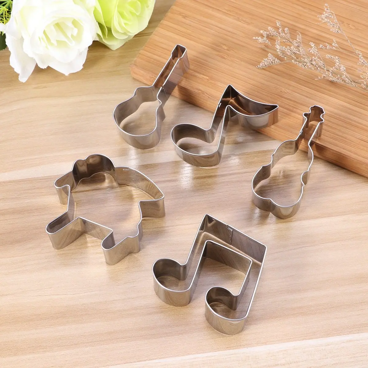 

Creative Guitar Shape Stainless Steel Cookie Cutter for Cake Fondant Chocolate Molding DIY Baking Craft Non-Stick Easy Release