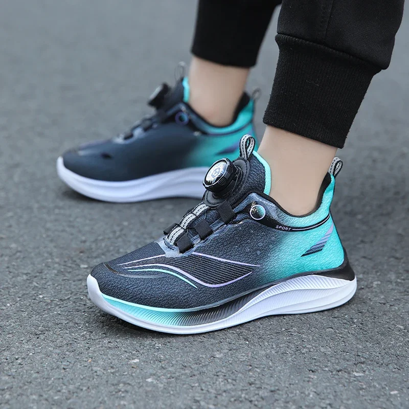 

Осень 202, кроссовки для мальчиков и девочек, дышащие легкие детские кроссовки с сеткой, новая повседневная обувь на мягкой подошве для детей