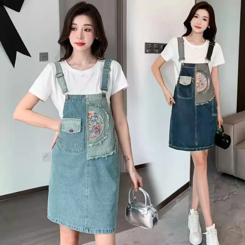 

Retro Denim Strap Dress Summer 2024 Fashion Versatile Women Loose Fit Slim Design Two Piece White T-Shirt Jeans Dress Set K757