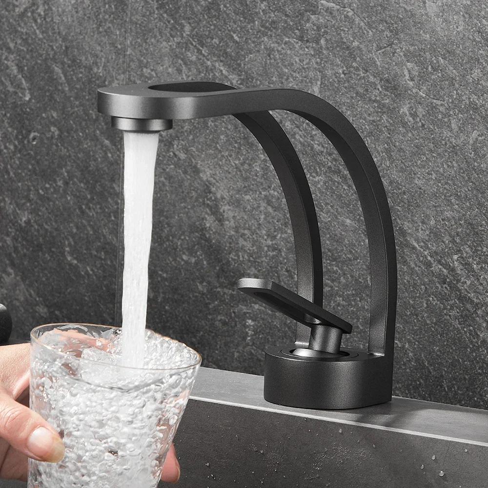 rubinetto-per-lavabo-bakala-miscelatore-moderno-per-bagno-nero-oro-rubinetto-a-cascata-monocomando-per-acqua-calda-e-fredda