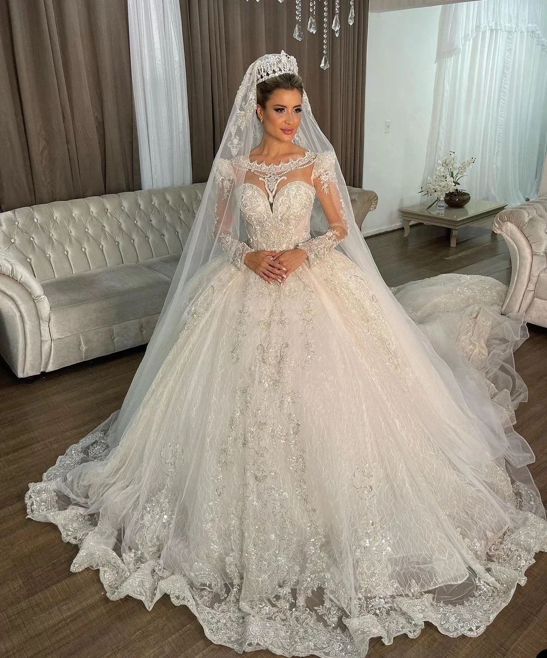 Luxo princesa vestido de baile vestidos de casamento brilhante lantejoulas rendas apliques frisado noiva vestidos de casamento personalizado vestido de noiva