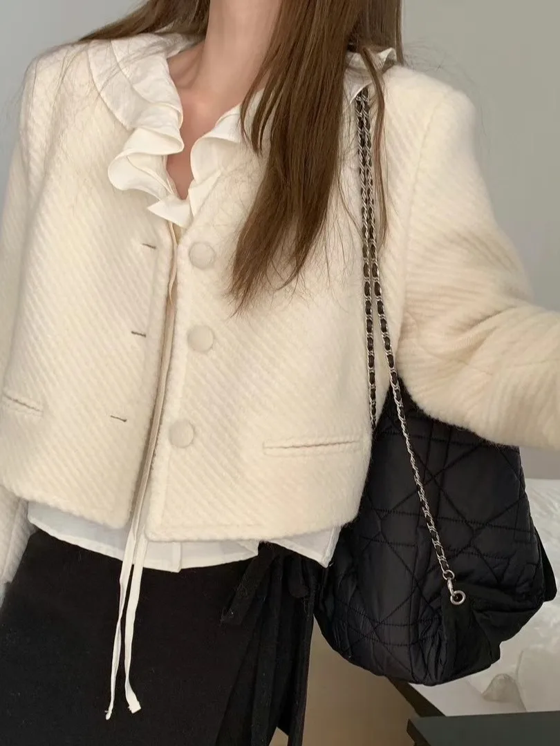 

Korean Sle Sweet V-Ne Faionable Ele ort Outerwear Vintage Small Fraance Wind Top Chic Button-Up Ladies Jaet