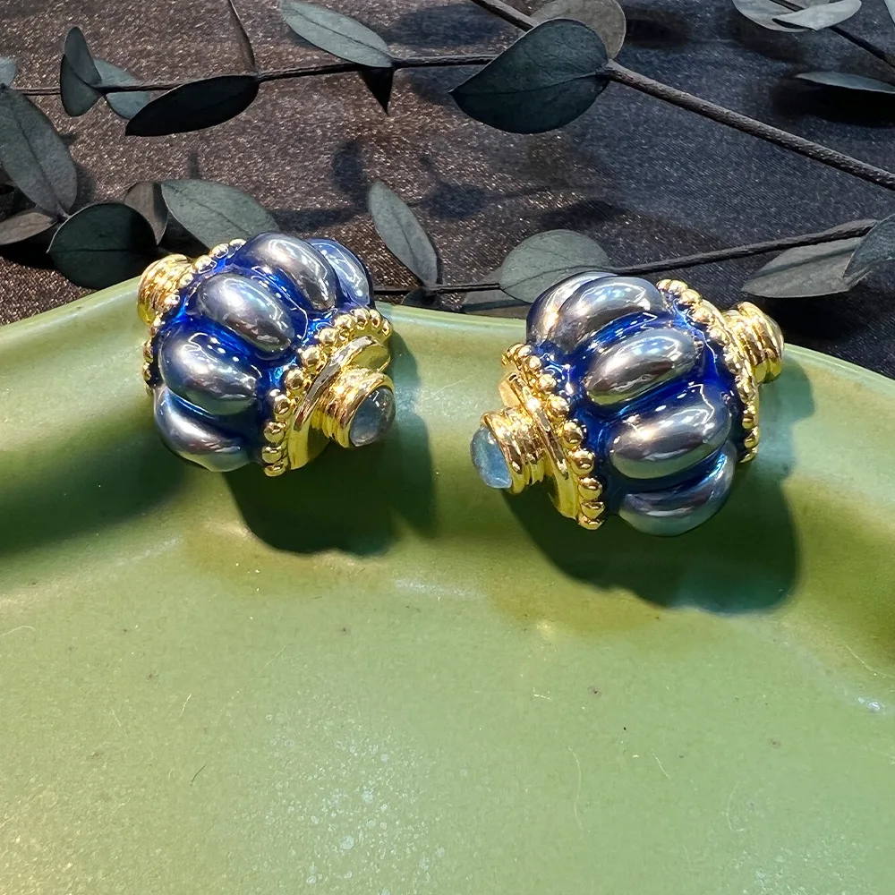 European and American retro lantern shape earrings plated with real gold 925 silver needles niche design high-end sense versatil