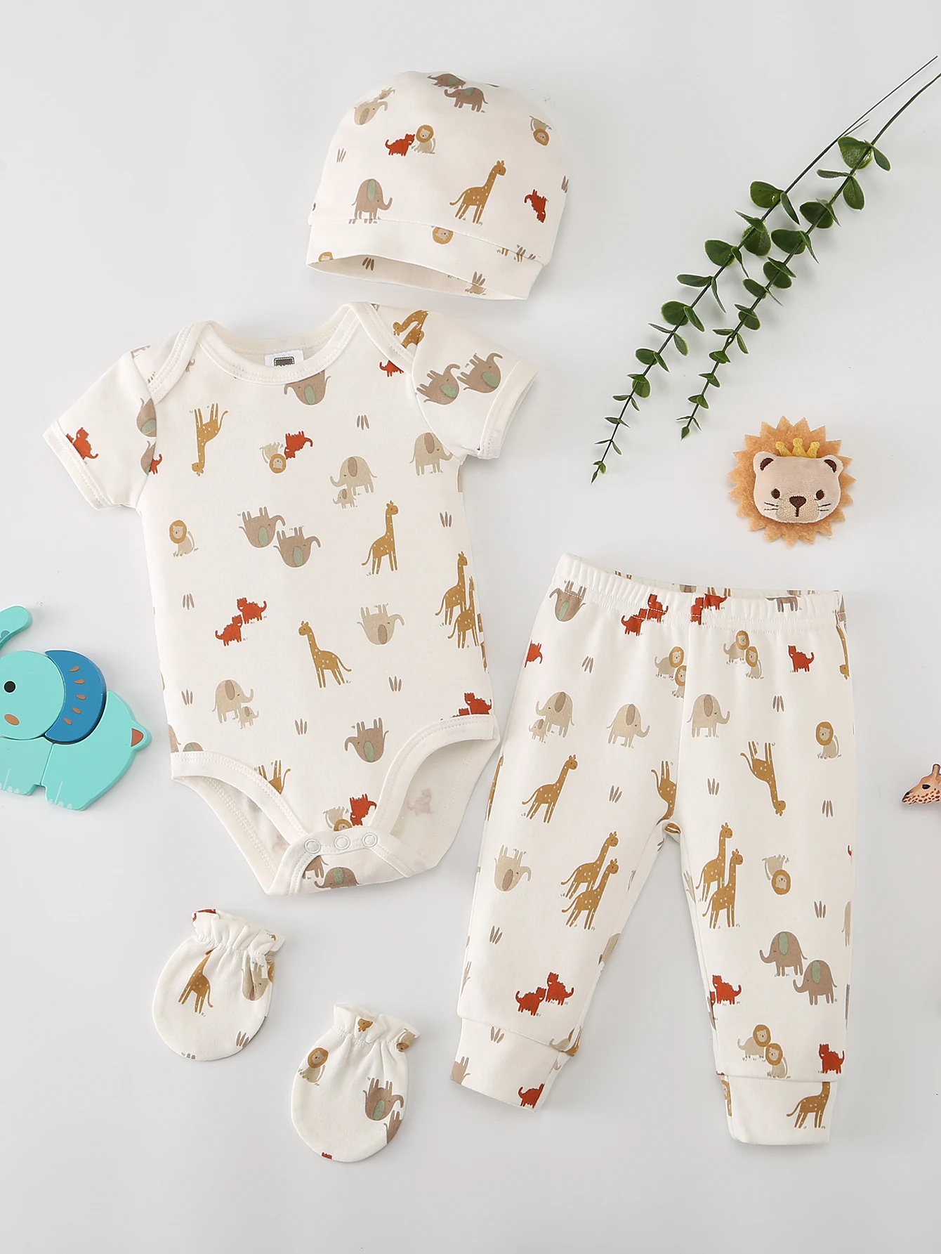 4-piece newborn baby romper set, cartoon full-body print pattern, summer short-sleeve romper, long pants, hat, and gloves, suitable for outdoor wear for 0-12 months old boys and girls