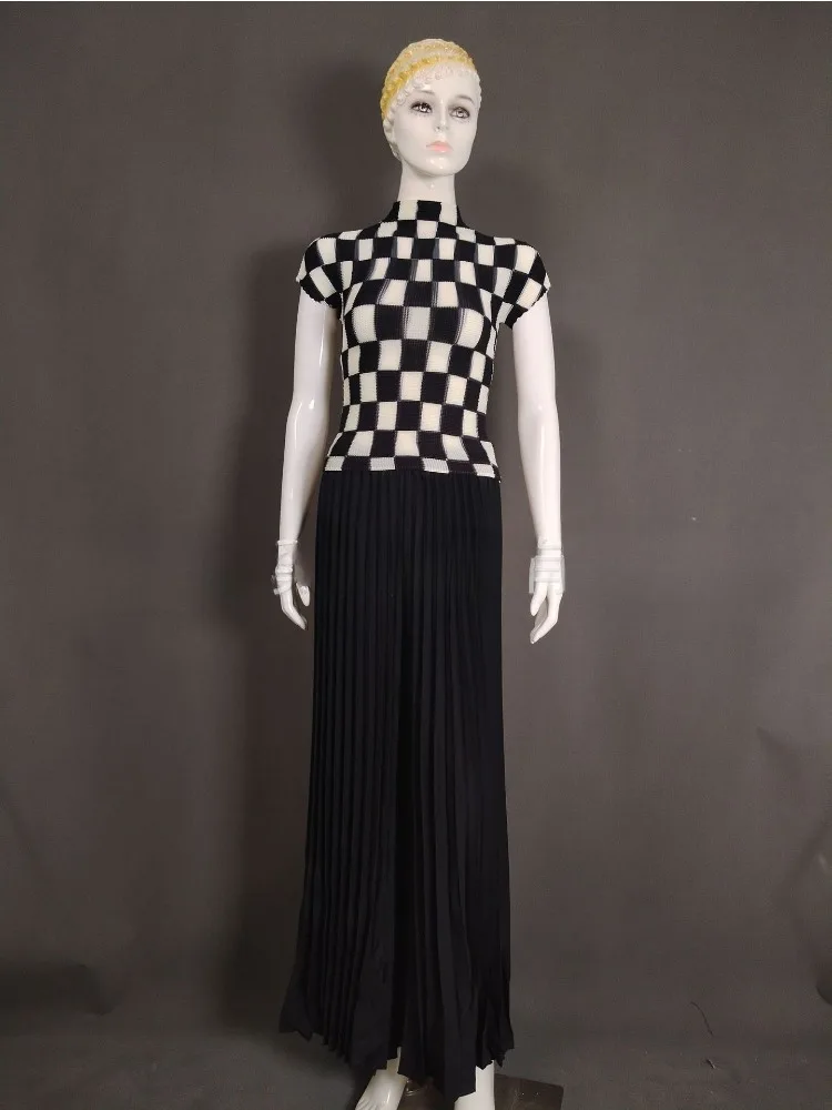 

Miyake модные принты с короткими рукавами и кукурузными зернами + широкие плиссированные прямые брюки, женская одежда из двух предметов, новинка лета