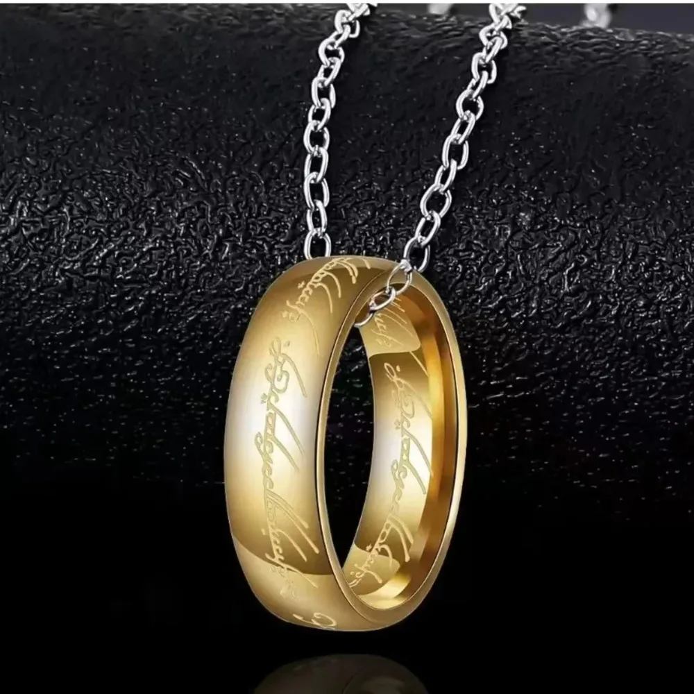 Collier avec pendentif en acier inoxydable plaqué or gravé, une pièce, pour hommes, femmes, filles et adolescentes