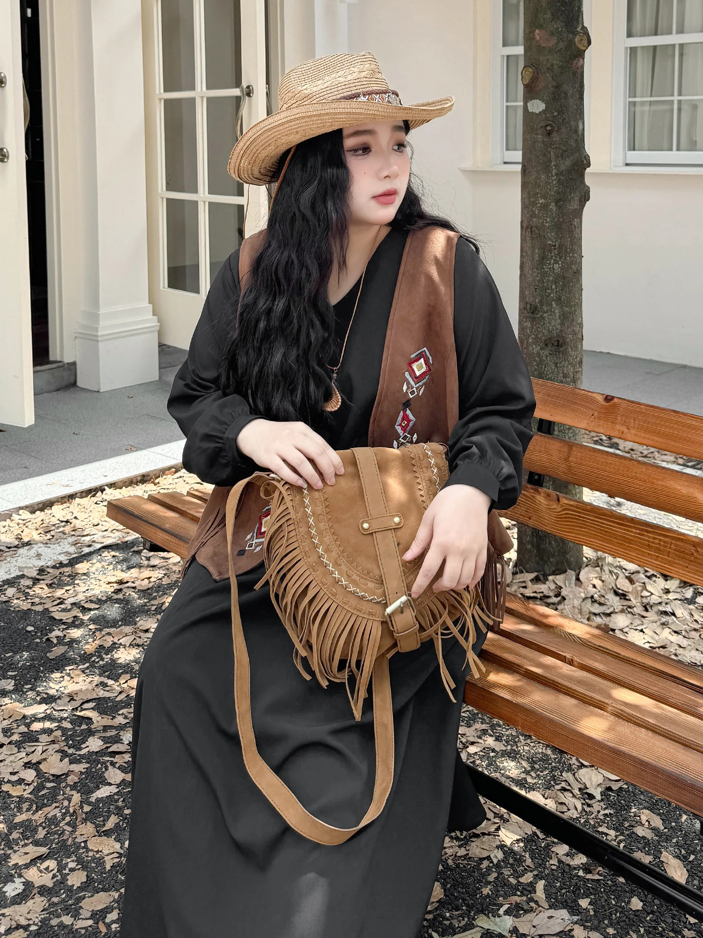 

Романтическое цветочное платье миди больших размеров с высокой талией, V-образным вырезом, скрывающее живот, стройнящее, А-силуэт, с длинными рукавами, удобное, из полиэстера