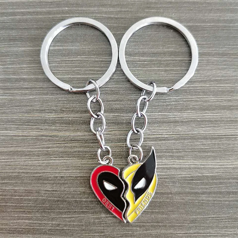 Deadpool Wolverine Cospay Anime Best Friends Keychain Superhero Couple Heart Pendant Keyrings Accessories Gifts for Men Women