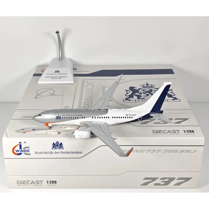 

JC Wings Diecast 1/200 Scale Dutch Aircraft B737-700BBJ PH-GOV Alloy Aircraft Model Collectible Decorative Ornament