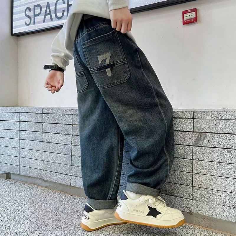 Winter-Jeans für Teenager-Jungen, Plüsch-Warm, 4-14 Jahre, Kinder-Mode, bestickte Buchstaben, Denim-Hose, Herbst, lässige, gerade geschnittene Sporthose – Detail 12