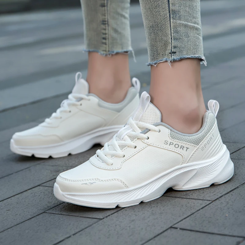 Casual schoenen voor dames Ademende platte schoenen met wandelriem Sport Tennis Dames witte en zwarte casual trainingsschoenen Nieuw 2024