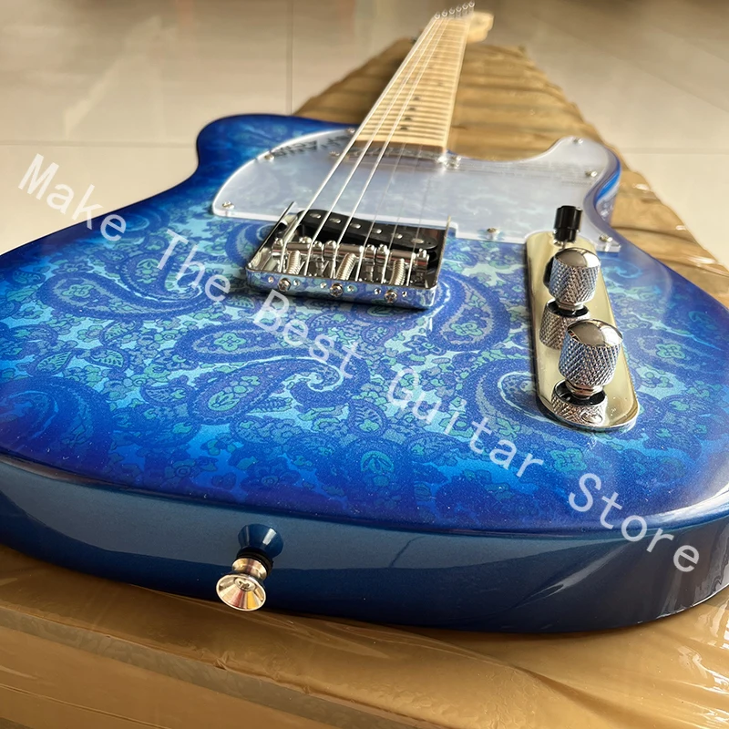 

Bright blue printed pattern electric guitar, 22 tone finger board electric guitar, professional level, fast delivery.