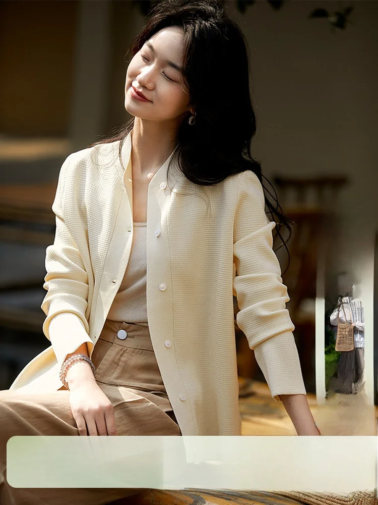 

XiaoHanGe High Shi Chic Knitted Cardigan Women's Spring 2026 Long Sleeve Glowing Texture Square Grid Embroidery Knitwear
