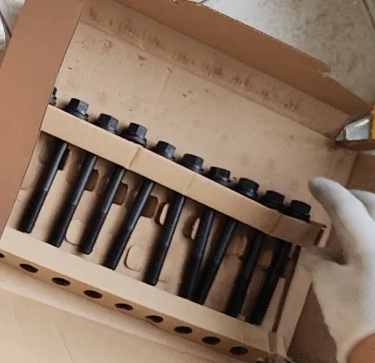 

ww G16B G16KV bolt screw replace G16A Blots 1.6L For SUZUKI Baleno Swift Escudo Sidekick X-90 Esteem Grand Vitara